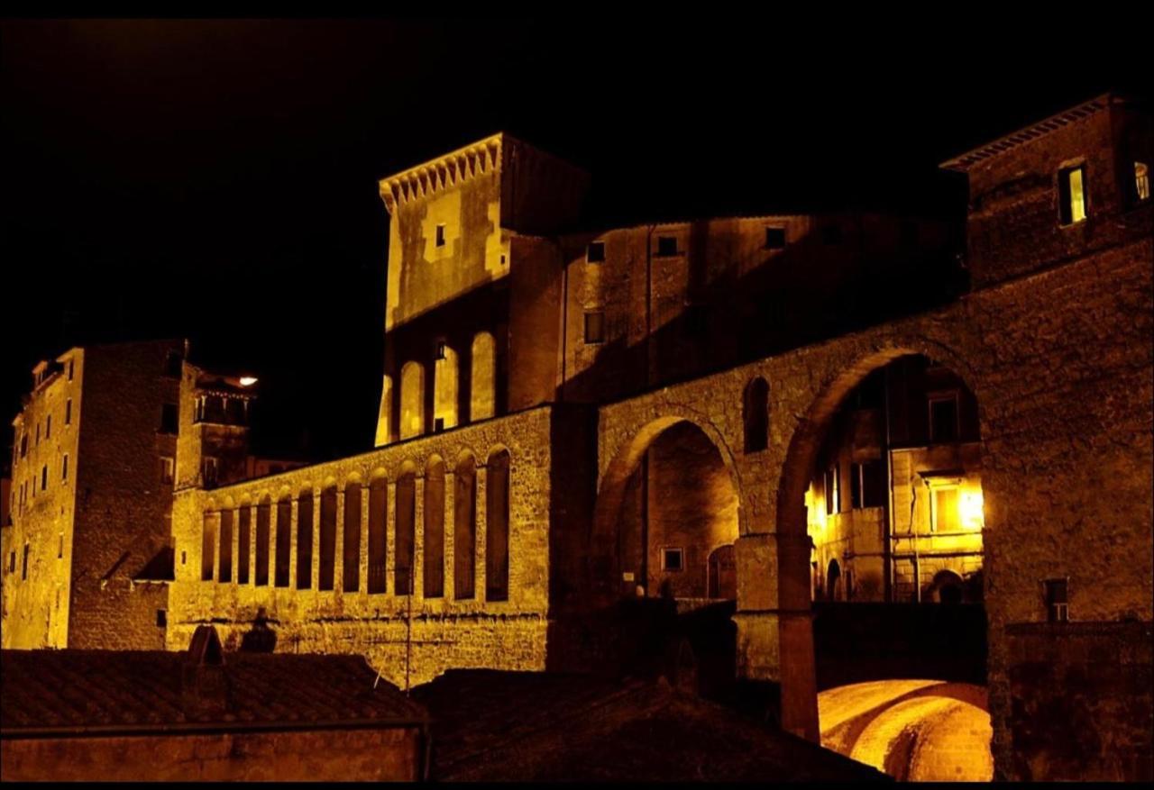 Affittacamere Licenza N.1 Presso La Magica Torre Pitigliano Exterior foto